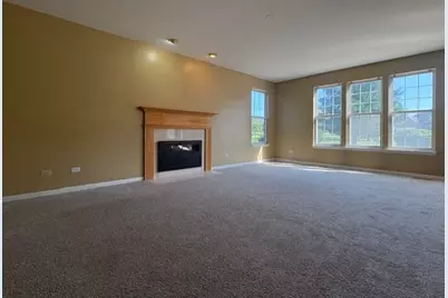 4827 W Pebble Beach Drive, Wadsworth, IL 60083 - Photo 9