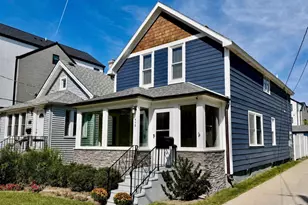 415 Bloom St, Highland Park, IL 60035 - Photo 1