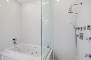 1866 N Damen Ave, Chicago, IL 60647 - Photo 13
