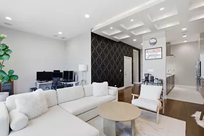 1866 N Damen Avenue #4, Chicago, IL 60647 - Photo 5