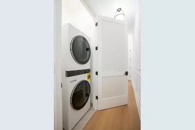 3329 N Whipple Street #1, Chicago, IL 60618 - Photo 21