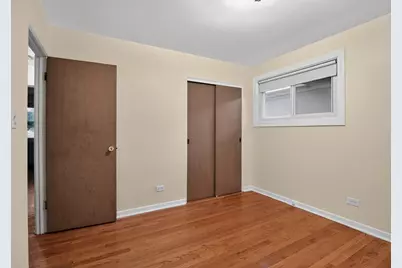 9231 N Lowell Avenue, Skokie, IL 60076 - Photo 13