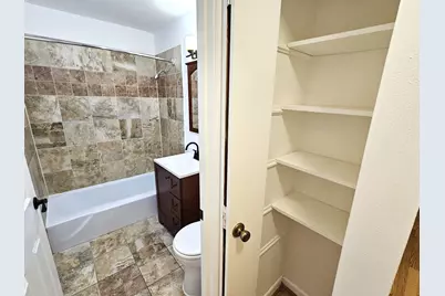 2250 N Lincoln Avenue #308, Chicago, IL 60614 - Photo 3