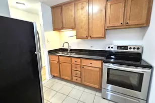 2250 N Lincoln Ave, Chicago, IL 60614 - Photo 9