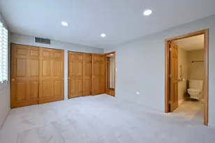 110 W Butterfield Rd, Elmhurst, IL 60126 - Photo 23