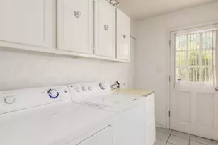 7751 Arcadia St, Morton Grove, IL 60053 - Photo 15