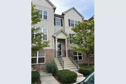 318 Laurel Avenue, Des Plaines, IL 60016 - Photo 1