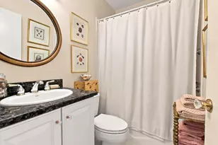 3200 N Lake Shore Dr, Chicago, IL 60657 - Photo 17