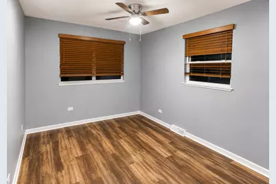 332 W 100th Street, Chicago, IL 60628 - Photo 5