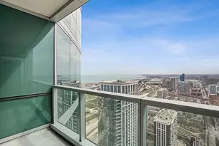 1201 S Prairie Ave, Chicago, IL 60605 - Photo 3