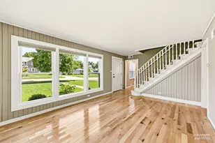 125 W Adams St, Villa Park, IL 60181 - Photo 3