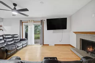 1803 Widermere Dr, Normal, IL 61761 - Photo 13