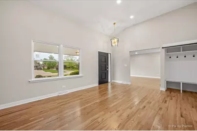 662 Orchard Court, Roselle, IL 60172 - Photo 9
