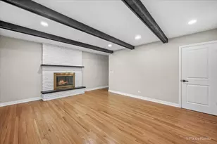 662 Orchard Ct, Roselle, IL 60172 - Photo 11