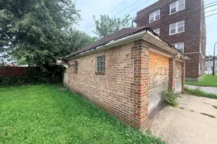 45 156th Pl, Calumet City, IL 60409 - Photo 7