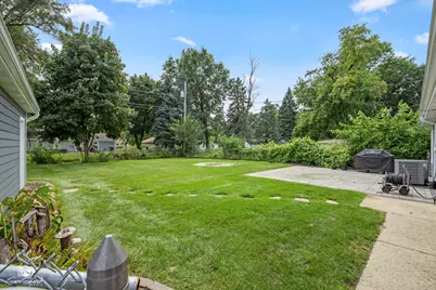 6907 W 111th Place, Worth, IL 60482 - Photo 25