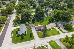 6907 W 111th Pl, Worth, IL 60482 - Photo 33
