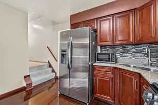 14631 Knox Ave, Midlothian, IL 60445 - Photo 9