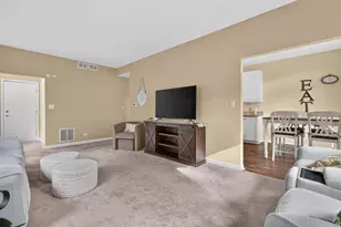 1862 Wisteria Dr, Aurora, IL 60503 - Photo 7