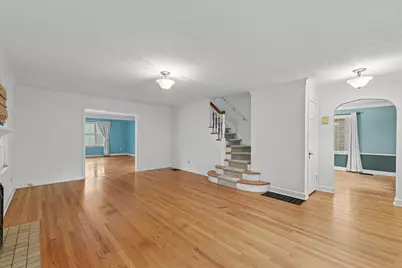 611 S James Street, Champaign, IL 61821 - Photo 5