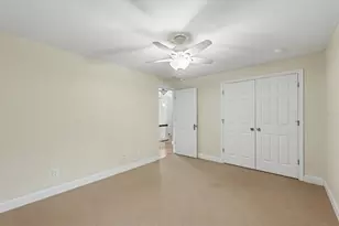 611 S James St, Champaign, IL 61821 - Photo 33