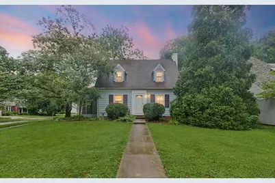611 S James Street, Champaign, IL 61821 - Photo 1