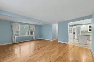 611 S James St, Champaign, IL 61821 - Photo 9
