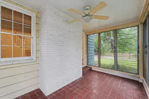 611 S James St, Champaign, IL 61821 - Photo 21