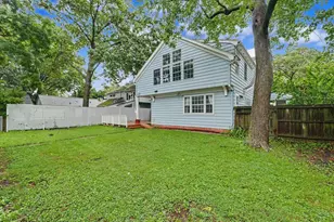 611 S James St, Champaign, IL 61821 - Photo 43