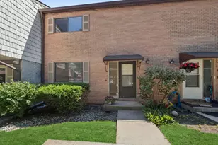 1631 Bow Trail, Wheeling, IL 60090 - Photo 1