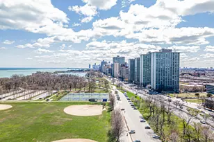 3750 N Lake Shore Dr, Chicago, IL 60613 - Photo 39