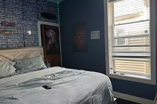 7422 S Blackstone Ave, Chicago, IL 60619 - Photo 5