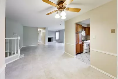 [Address not provided], Wheaton, IL 60189 - Photo 11