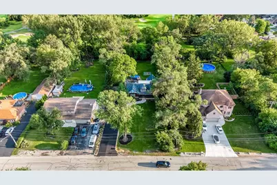 7555 W 105th Street, Palos Hills, IL 60465 - Photo 5