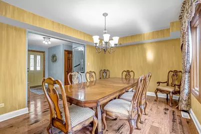 7555 W 105th Street, Palos Hills, IL 60465 - Photo 9