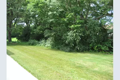 1980 Huntington Boulevard, Hoffman Estates, IL 60169 - Photo 15