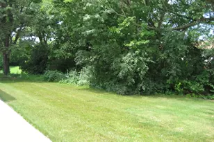 1980 Huntington Blvd, Hoffman Estates, IL 60169 - Photo 15
