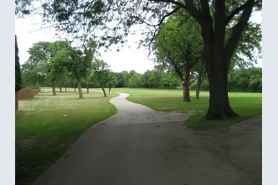 1980 Huntington Boulevard, Hoffman Estates, IL 60169 - Photo 17