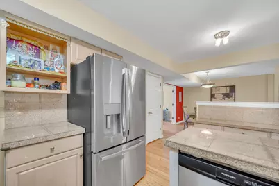 206 Albert Drive, Vernon Hills, IL 60061 - Photo 13