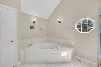 206 Albert Drive, Vernon Hills, IL 60061 - Photo 21