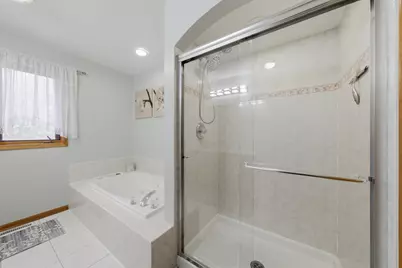 8600 Menard Avenue, Burbank, IL 60459 - Photo 25
