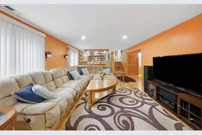 8600 Menard Avenue, Burbank, IL 60459 - Photo 15