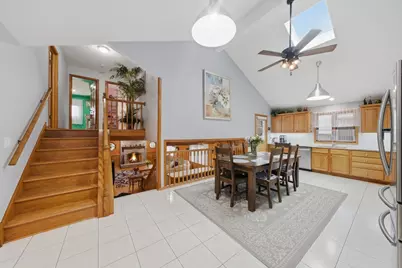 8600 Menard Avenue, Burbank, IL 60459 - Photo 7