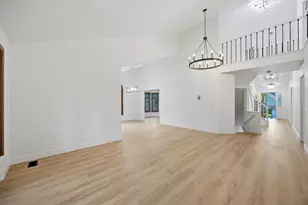 10650 Golf Rd, Orland Park, IL 60462 - Photo 9