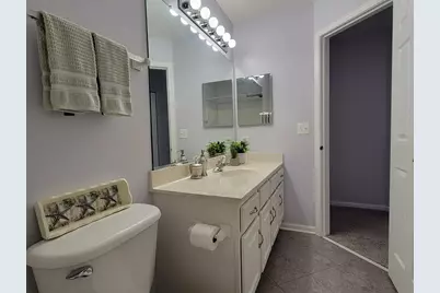 11S505 Rachael Court, Willowbrook, IL 60527 - Photo 17