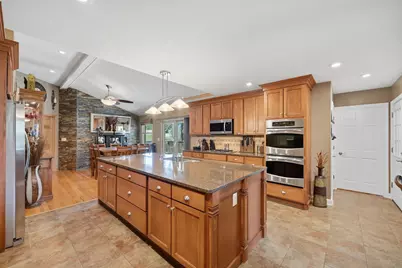 28 S Cherry Drive, Oswego, IL 60543 - Photo 13