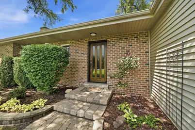 28 S Cherry Drive, Oswego, IL 60543 - Photo 5
