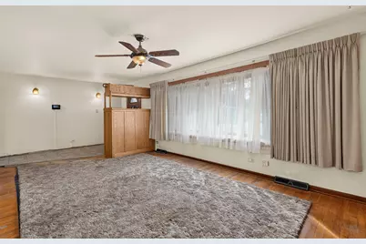 15719 Kenwood Avenue, South Holland, IL 60473 - Photo 11