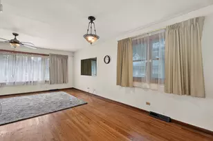 15719 Kenwood Ave, South Holland, IL 60473 - Photo 13