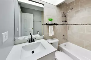 547 Norman Rd, Bolingbrook, IL 60440 - Photo 15
